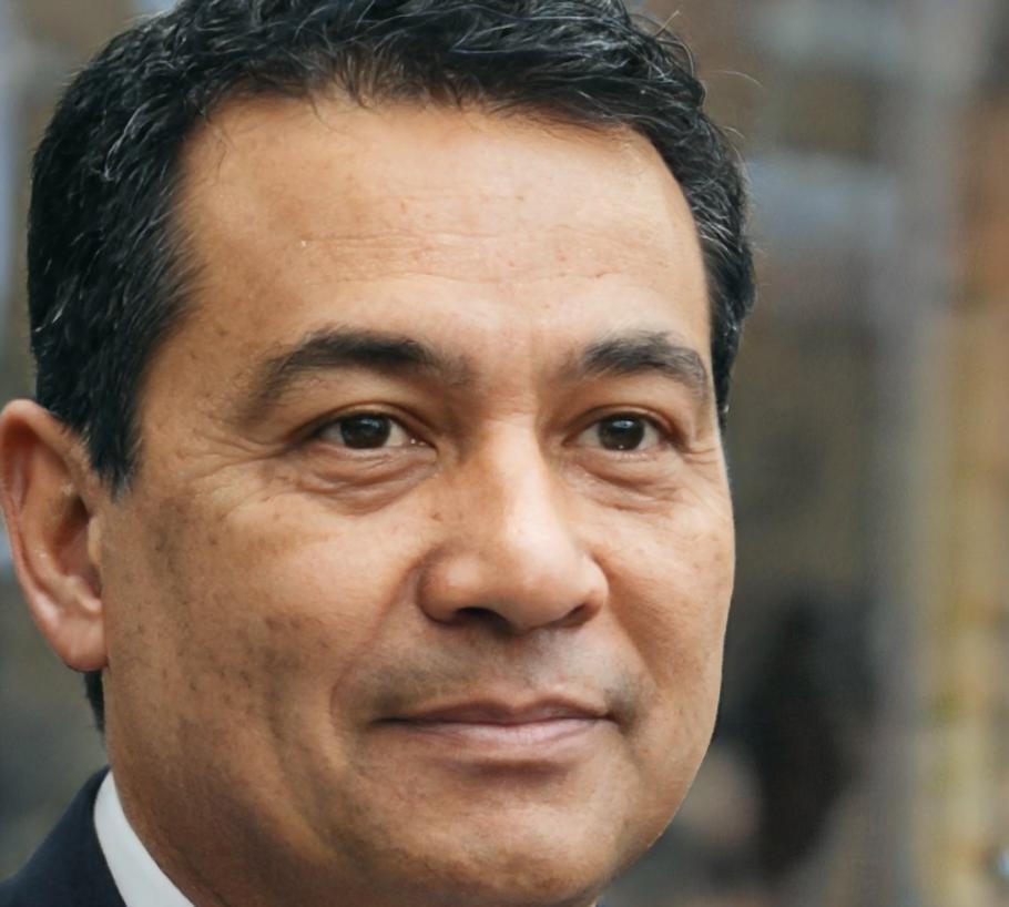 Deniz Aksoy - Takım Dinamikleri Uzmanı